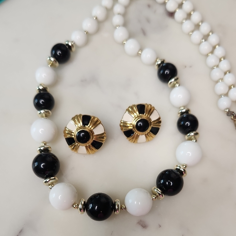 Vintage Avon Elegant Black and White Beaded Necklace and Earring Set